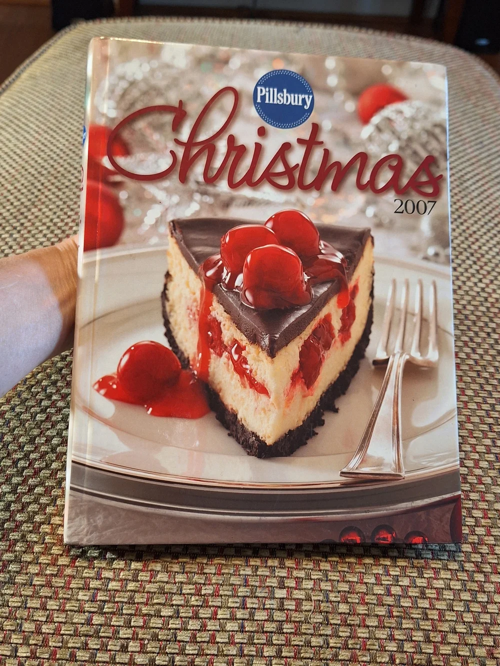 Pillsbury Christmas 2007 Holiday Cookbook